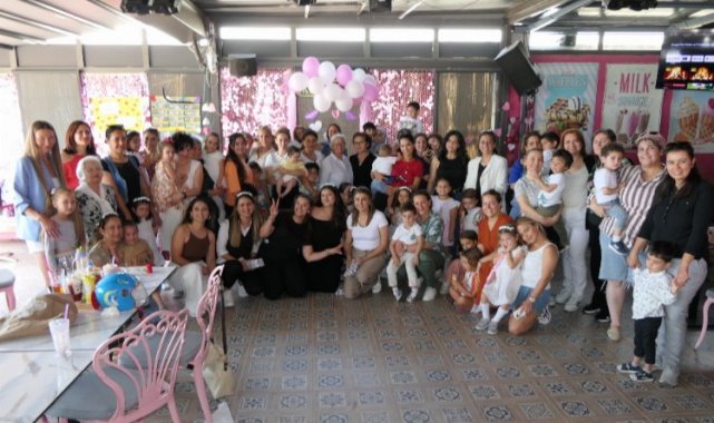 Çocuklar, anneler ve nineler anneler gününde buluştu