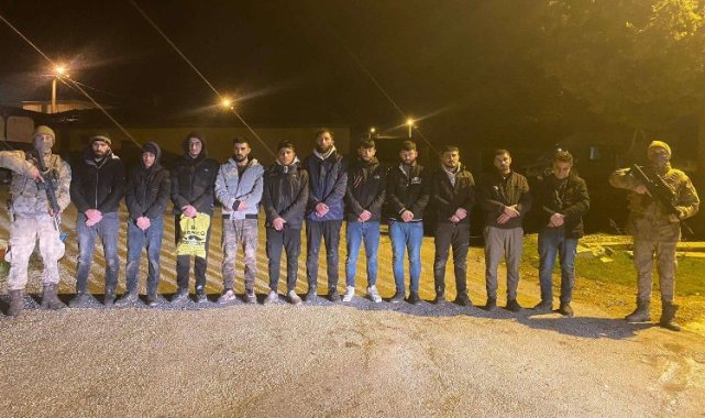 Edirne'de Jandarma 27 kaçak göçmeni yakaladı
