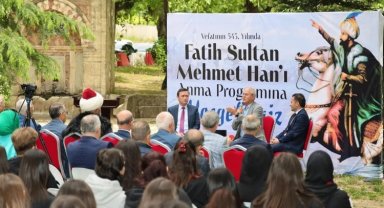 Fatih Sultan Mehmet Han Hünkar Çayırı'nda anıldı