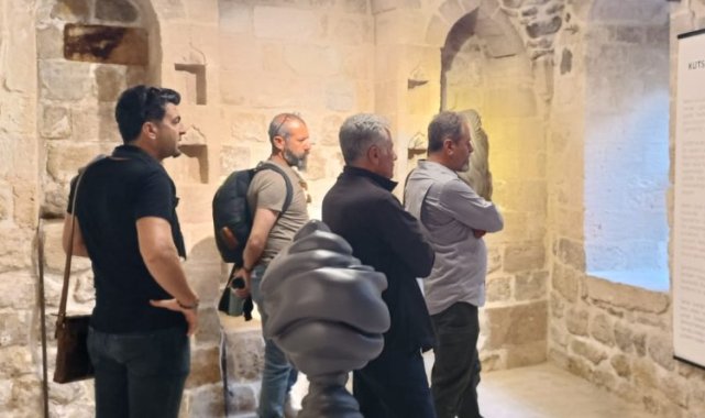 ''Kutsal İnsan ve Çıplak Hayat Sergisi'' Mardin'de sanatseverler ile buluştu