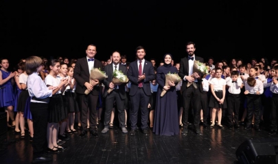 Nilüfer çocuk ve gençlik korosundan muhteşem performans