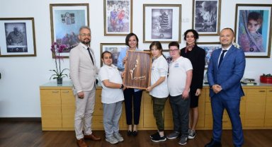 "Özel" çocuklardan Başkan Kınay'a ziyaret