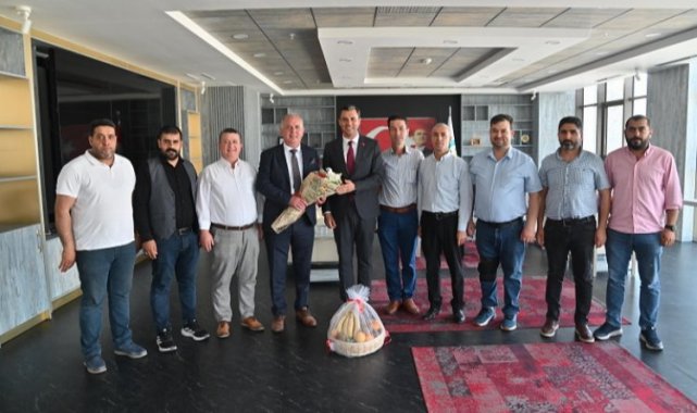 Pazarcılar Odası'ndan Başkan Zeyrek'e ziyaret