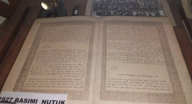 Tarihi 'Nutuk' Bursa'da sergileniyor