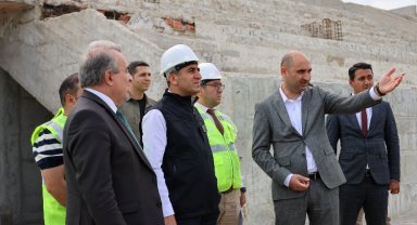 Vali Aygöl'den Bozüyük Stadyumu'na inceleme