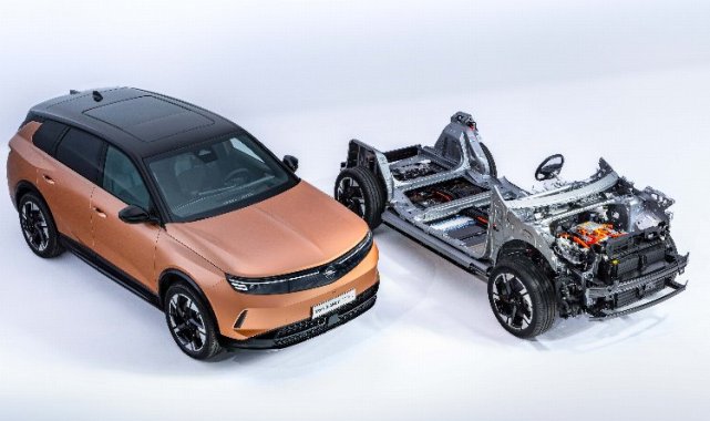 Yeni Opel Grandland'in dünya prömiyeri
