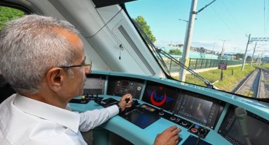 Yerli ve milli elektrikli tren seti bir yılı geride bıraktı