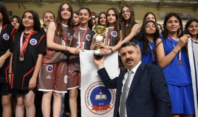 Yıldırım'da Okul Sporları İlçe Şenlikleri tamamlandı F