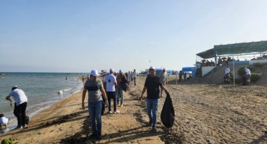 Adana Büyükşehir'den Karataş'ta çevre temizliği