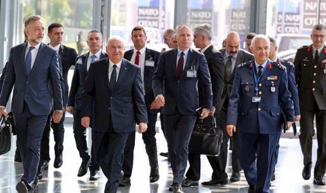 Bakan Güler NATO Karargâhı'nda...