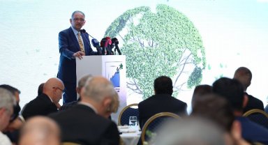 Bakan Özhaseki: Yeşil dönüşüm bir mecburiyettir