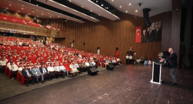 Başkan Büyükakın, personelle bayramlaştı