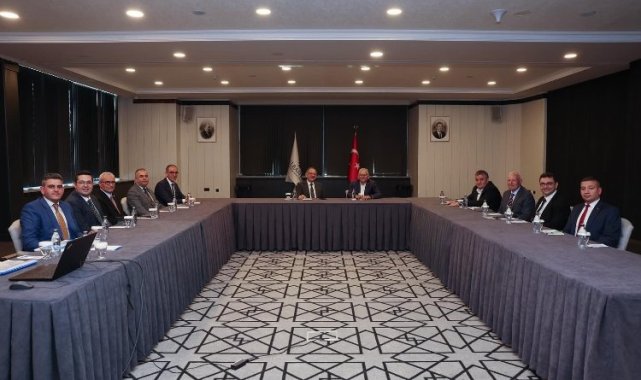 Başkan Büyükkılıç'tan Bakan Özhaseki'ye ziyaret