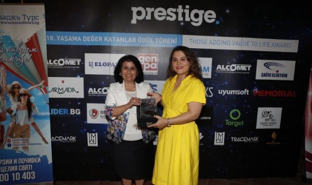 Başkan Hürriyet, "Yaşama Değer Katanlar" ödülü aldı
