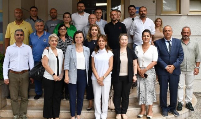 Başkan Kınay belediye emekçileriyle bayramlaştı