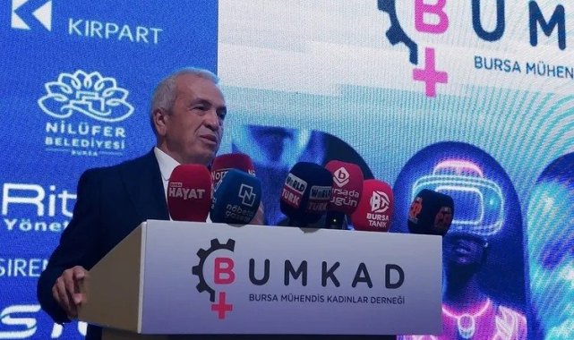 BUMKAD 'Mühendislikle Güçlenen Dünya' konferansı düzenledi