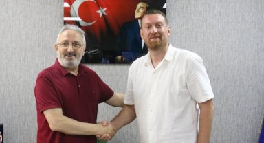 Bursa Büyükşehi'de Kadın Hentbol Takımı Mehmet Fatih Işık'a emanet