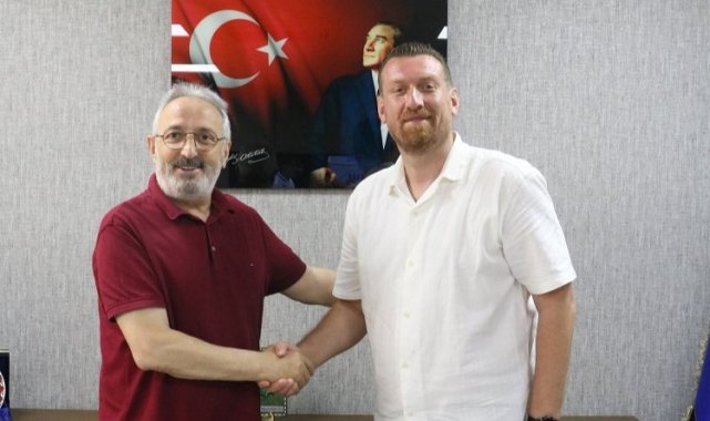 Bursa Büyükşehi'de Kadın Hentbol Takımı Mehmet Fatih Işık'a emanet