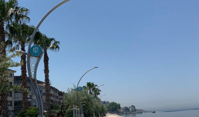 Değirmendere sahiline dekoratif aydınlatma