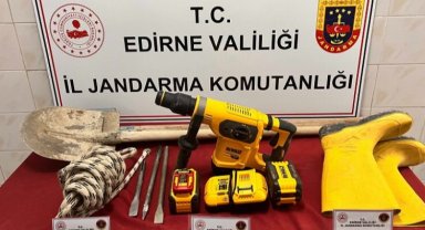Edirne Enez'de kaçak kazı yapan şahıs yakalandı!