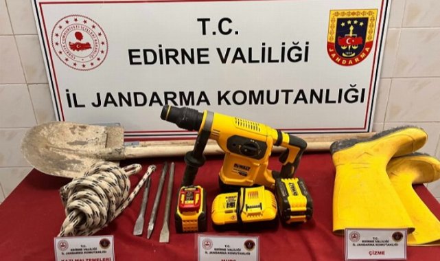 Edirne Enez'de kaçak kazı yapan şahıs yakalandı!