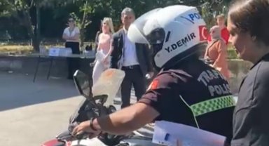 Gemlik İlçe Emniyet Müdürlüğü'nden sınava yetişemeyen öğrenciye destek