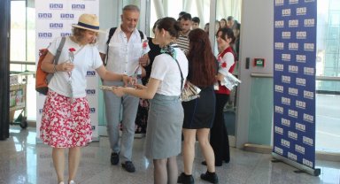 İzmir Adnan Menderes'ten Bükreş uçuşları başladı