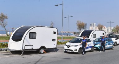 İzmir'de karavan park alanı mesaisi