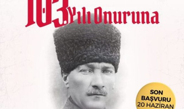 İzmit'te Atatürk silueti bilbordları süsleyecek