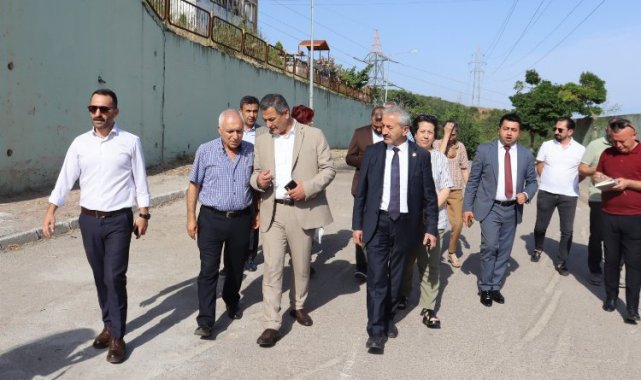 İzmit'te yerel yönetim Alikahya muhtarları buluştu