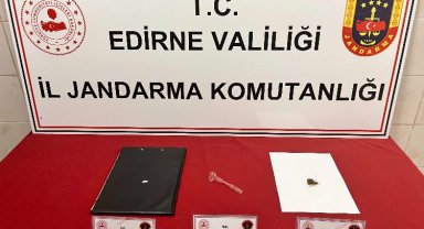 Kaçakçılıkla mücadelede uyuşturucu ele geçirdi!