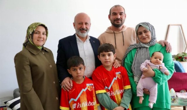 Kayseri Kocasinan'dan bebeklere 'hoş geldin' hediyesi