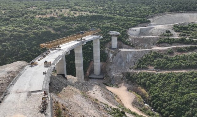 Kocaeli'de Dilovası Hastane Yolu'nda 40 kirişin montajı tamam