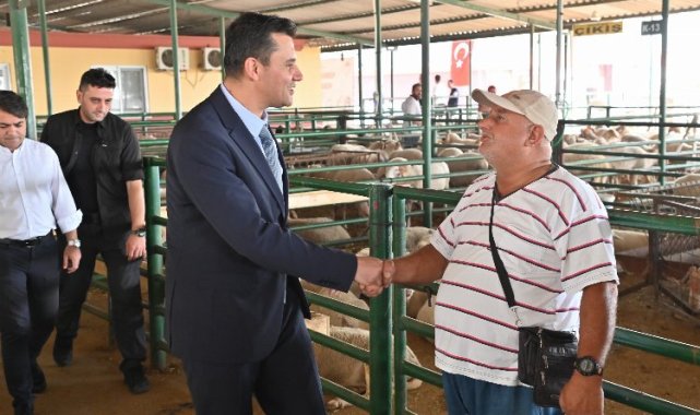 Manisa'da Başkan Zeyrek pazarlığa aracı oldu