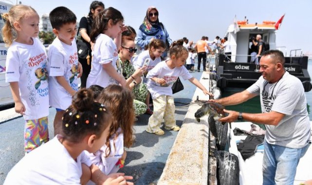 Mersin'de miniklere deniz temizliğinin önemi anlatıldı
