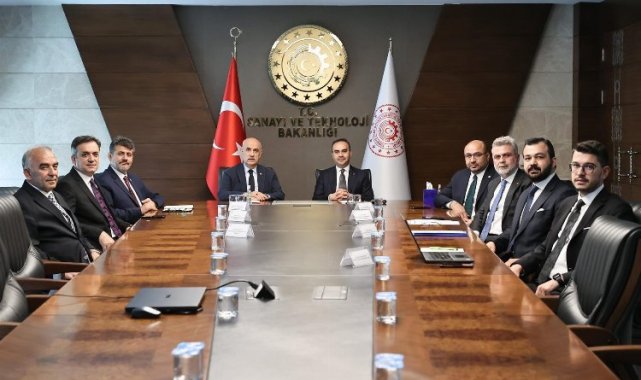 Milletvekili Prof. Dr. Vahit Kirişçi, Bakan Kacır'ı ziyaret etti