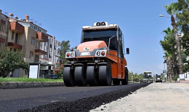 Muratpaşa'da Lara Caddesi yenilendi