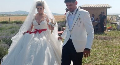 Önce lavanta bahçesi, sonra düğün!