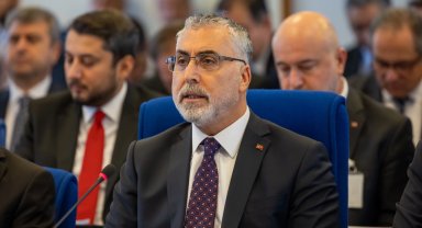 Bakan Işıkhan: Belediyelerin prim borçları had safhada... Gereken tüm adımlar atılacak