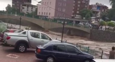 Bakan Yerlikaya'da 'sel' paylaşımı ve teşekkür