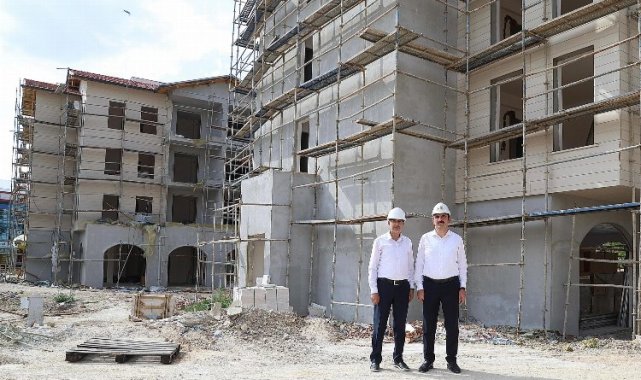 Başkan Altay'tan Kadınhanı'na yakın mercek