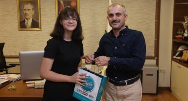 Başkan Çiftçi başarılı öğrenciyi ağırladı