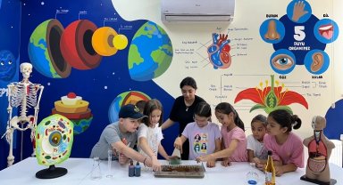 Bilgievi yaz okullarında eğitim devam ediyor