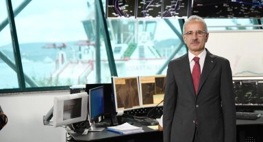 Boğazlardan 83 bin 892 gemi geçti