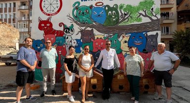 Bursa'da Gemlik sokakları sanat ile buluşuyor