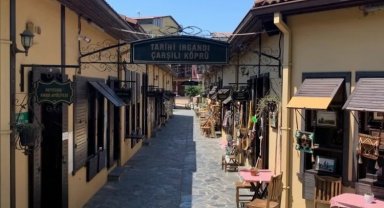 Bursa'da Irgandı Sanat Galerisi, sanat ürünleri ile sanatseverleri buluşturuyor