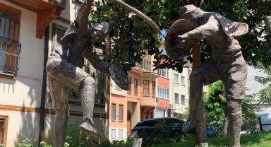 Bursa'da kılıç kalkan geleneği devam ediyor