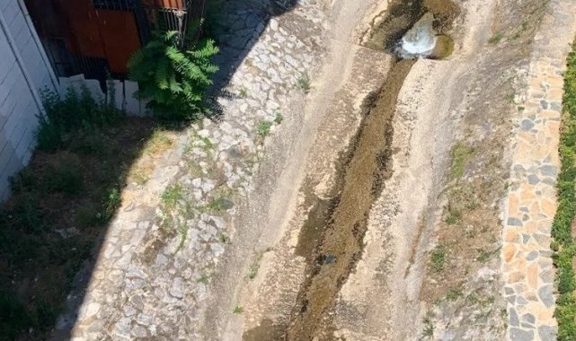 Bursa'da Setbaşı Deresi'nin suyu ciddi oranda azaldı