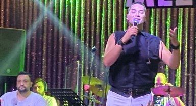 Bursa'da yok böyle bir ses! Serhat Mardin Bursalıların kralı oldu