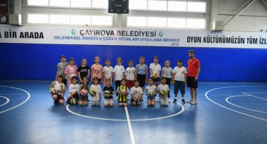 Çayırova Yaz spor okullarında eğitim başladı